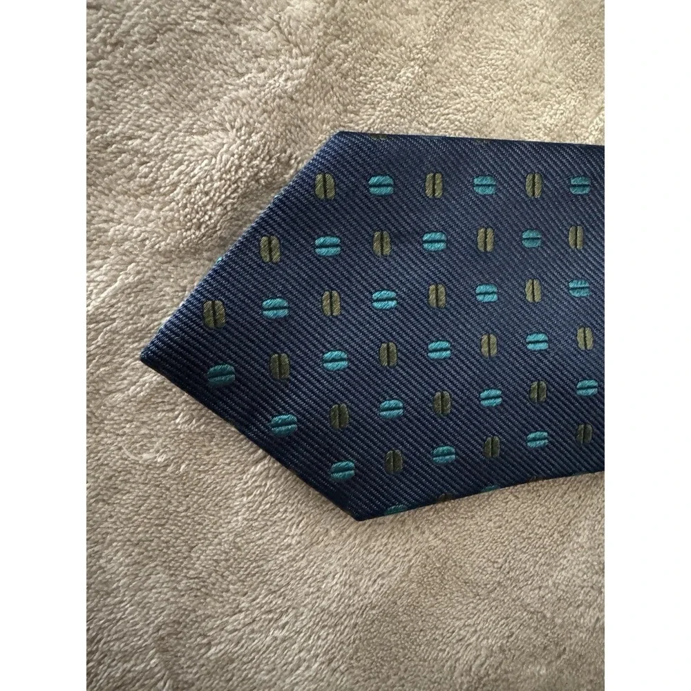Coach Silk Tie‎ Navy Blue Geometric Dot Pattern Classic Designer Necktie